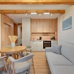 Merwede Residence - 100 Metrow Od Plazy By Downtown Apartments